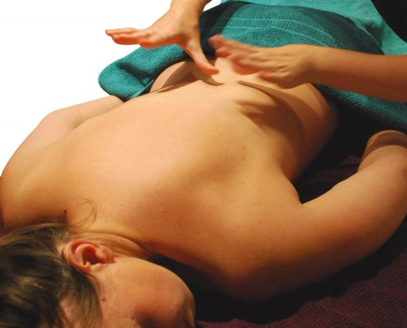 Sarva Prâna (massage ayurvédique)…DOS